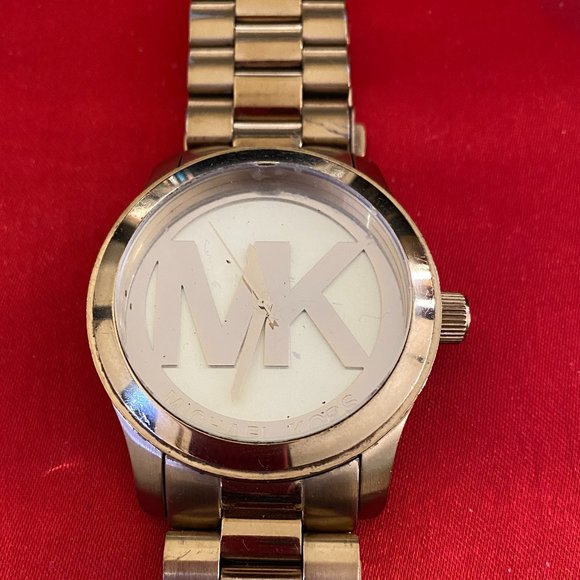 MICHAEL KORS Runway Quartz Champagne Dial Ladies Watch - Picture 1 of 5